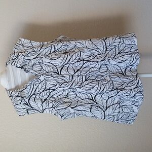 Croft & Barrow Button Down Sleeveless V-Neck Shirt White & Black, Womens Large